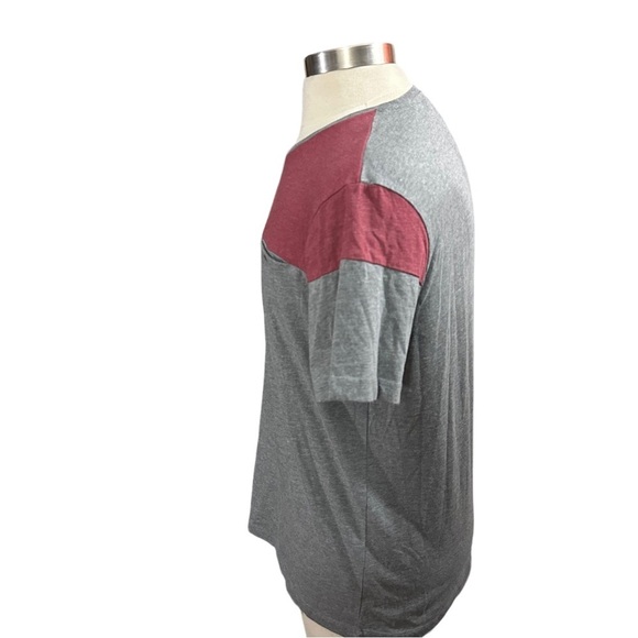 Steel & Jelly London Men Red & Grey T-Shirt Size XL Color Block Short Sleeve - Picture 4 of 11